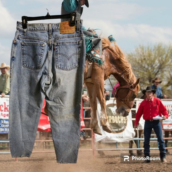 Women's Levi's 550 Size 12 M Relaxed Fit Tapered Leg Cotton - Picture 2 of 6